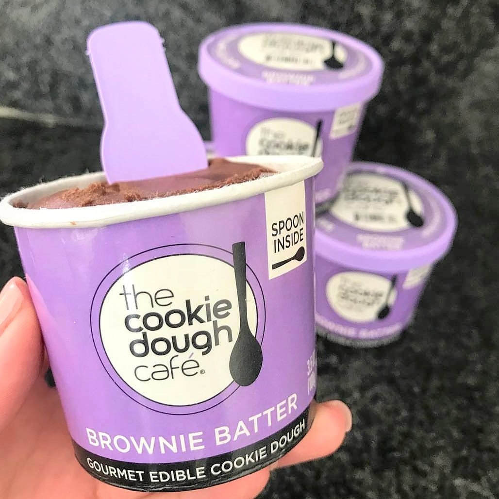 Mega Mini Bash - BROWNIE BATTER (64 Cups)