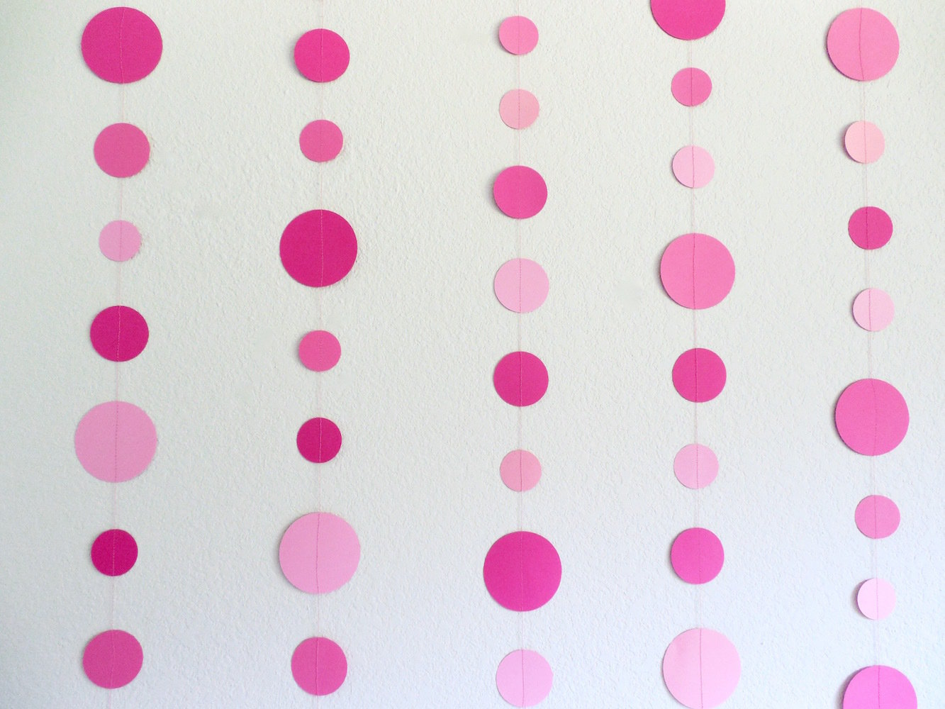 Dot Garland, Pink