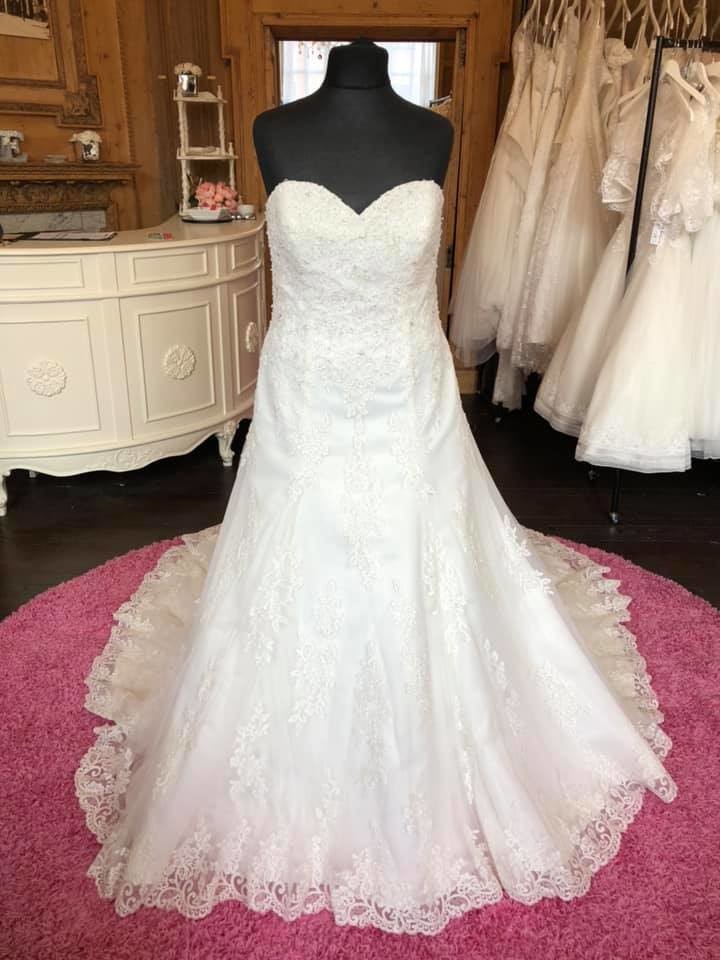 size 24 wedding dress