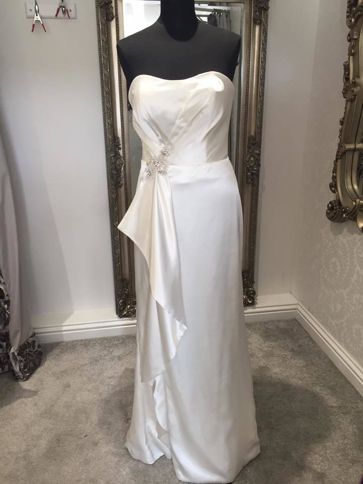 Size 8 Forever Yours Wedding Dress