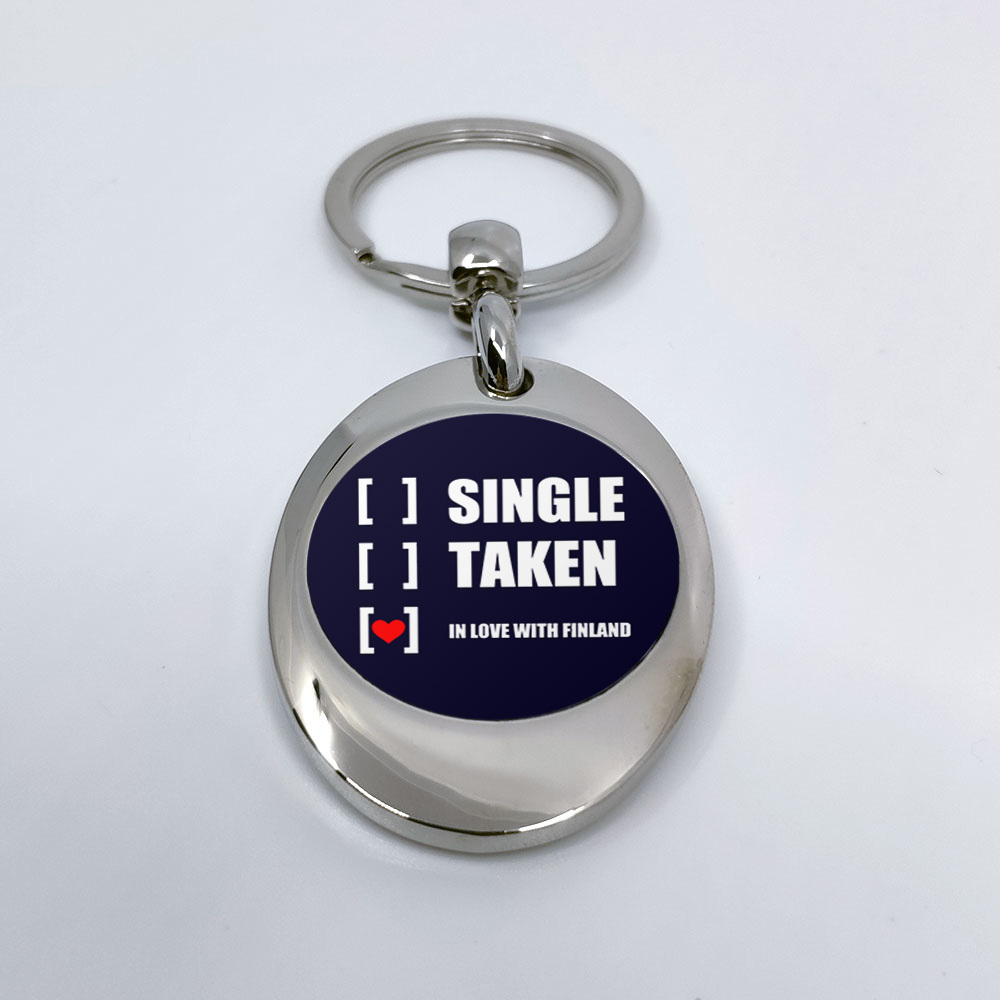 "Single, taken, in love with Finland" Schlüsselanhänger mit integriertem Einkaufswagen-Chip 92118